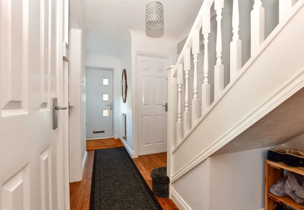 Hallway - Pollard Place, Whitstable, Kent - Wards of Kent