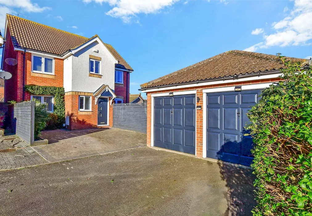 Garage - Pollard Place, Whitstable, Kent - Wards of Kent