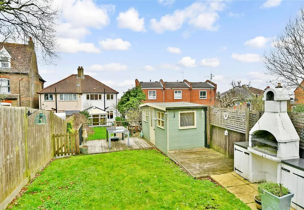 Rear Garden - Brent Road, London - Wards of Kent