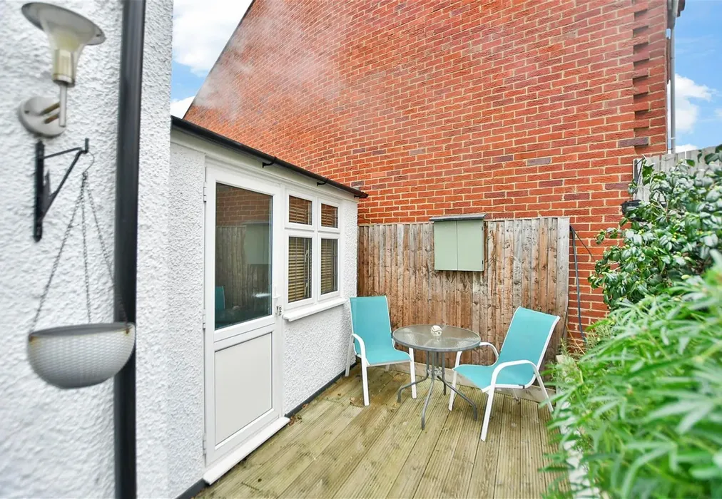 Utility Room - Brent Road, London - Wards of Kent