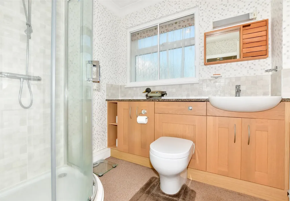 Shower Room - Meehan Road, Greatstone, New Romney, Kent - Wards of Kent