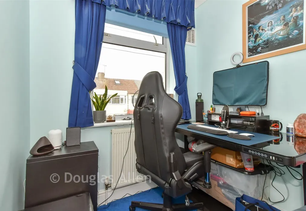Bedroom 3 - Stanley Avenue, Dagenham, Essex - Wards of Kent