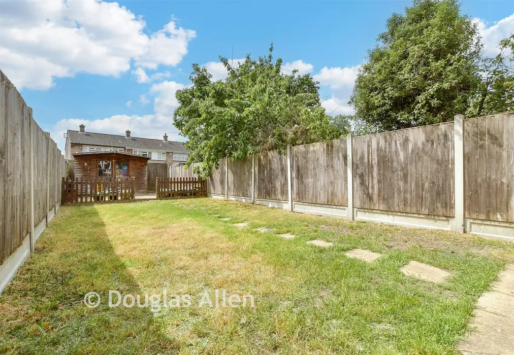 Rear Garden - Stanley Avenue, Dagenham, Essex - Wards of Kent