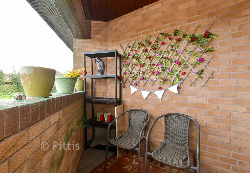Balcony - Fairlee Road, Newport, Isle of Wight - Wards of Kent