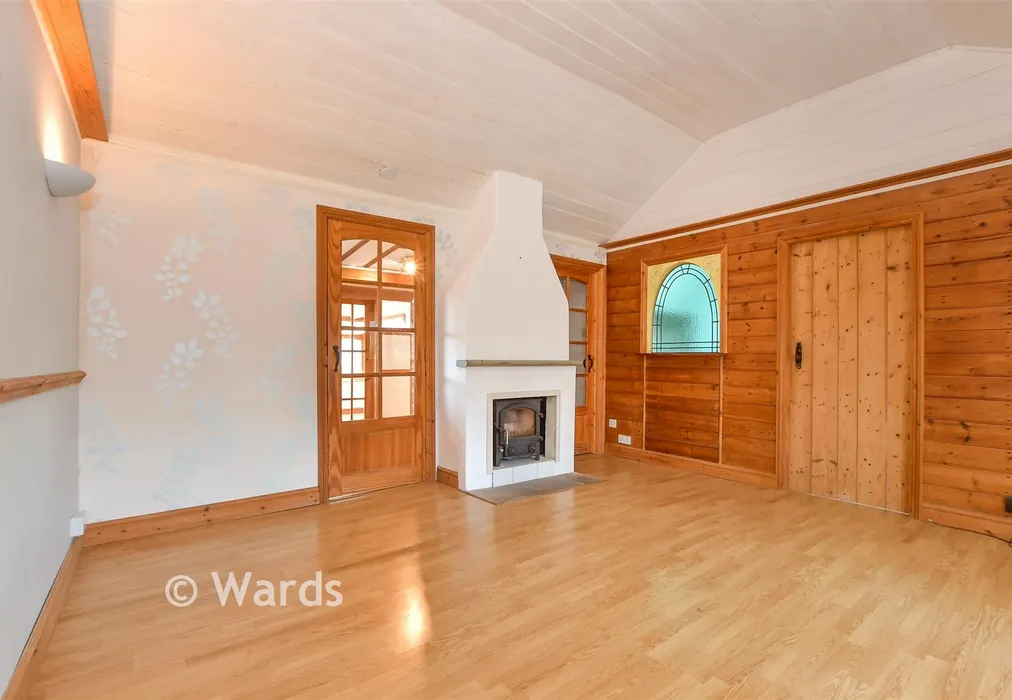 Lounge - Rolvenden Hill, Rolvenden, Cranbrook, Kent - Wards of Kent