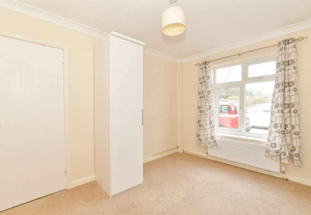 Bedroom - Arun Vale, Coldwaltham, West Sussex - Wards of Kent