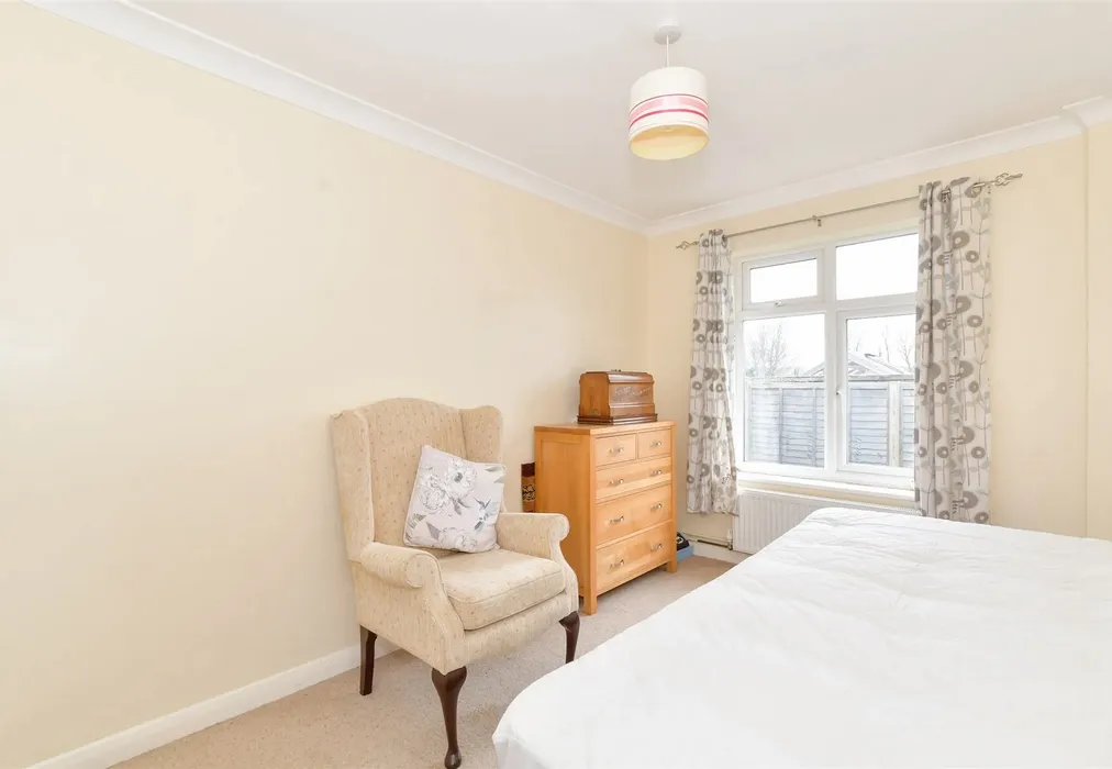 Bedroom - Arun Vale, Coldwaltham, West Sussex - Wards of Kent