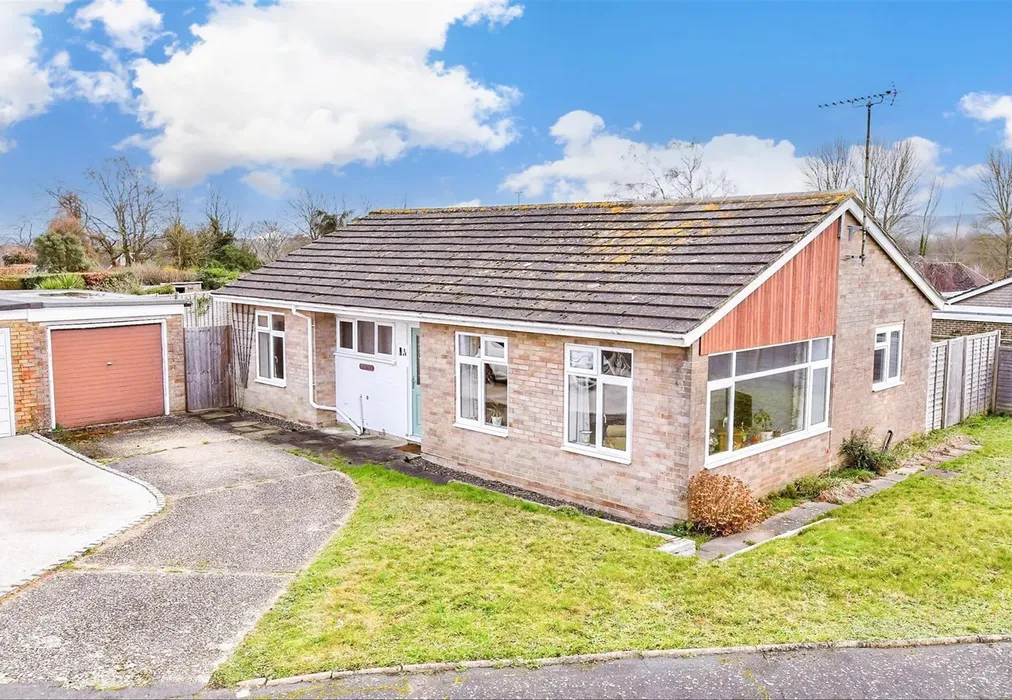 Front - Arun Vale, Coldwaltham, West Sussex - Wards of Kent