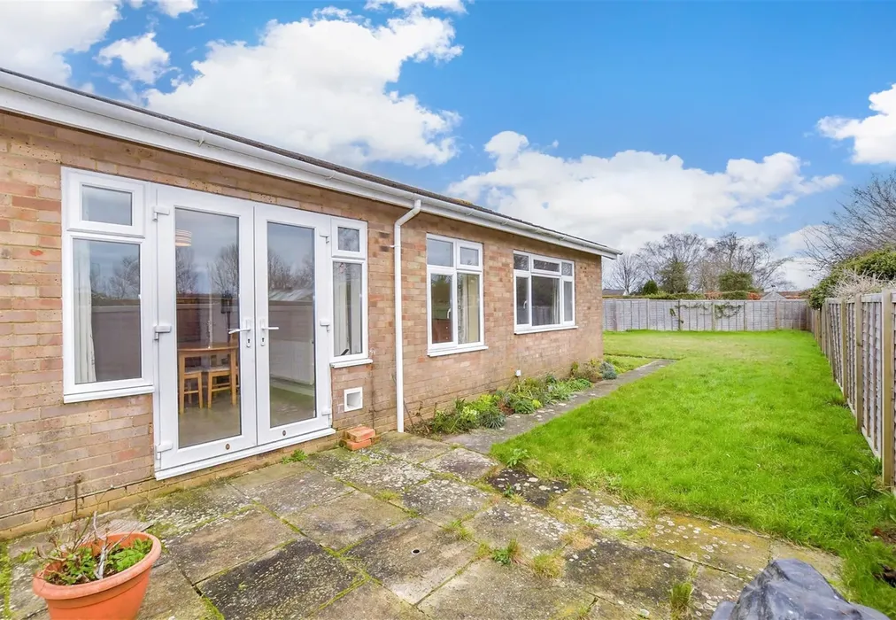 Side View - Arun Vale, Coldwaltham, West Sussex - Wards of Kent