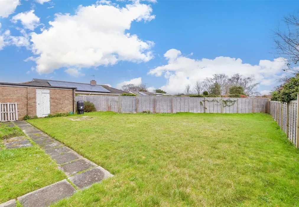 Rear Garden - Arun Vale, Coldwaltham, West Sussex - Wards of Kent