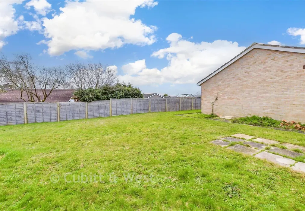 Rear Garden - Arun Vale, Coldwaltham, West Sussex - Wards of Kent