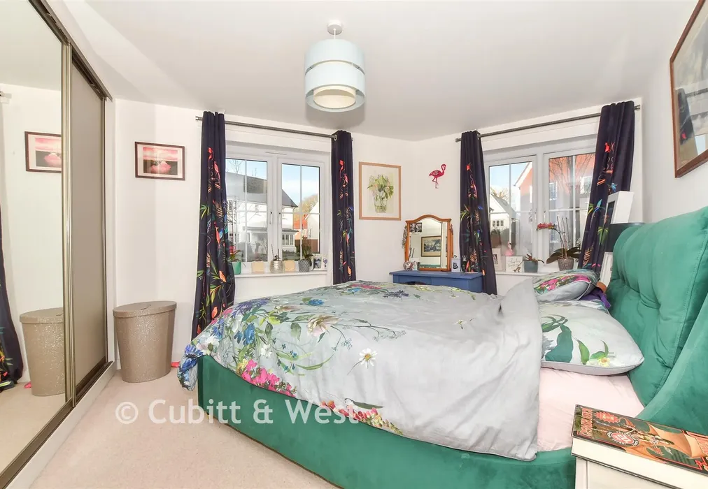 Bedroom 1 - Sycamore Road, Cranleigh, Surrey - Wards of Kent