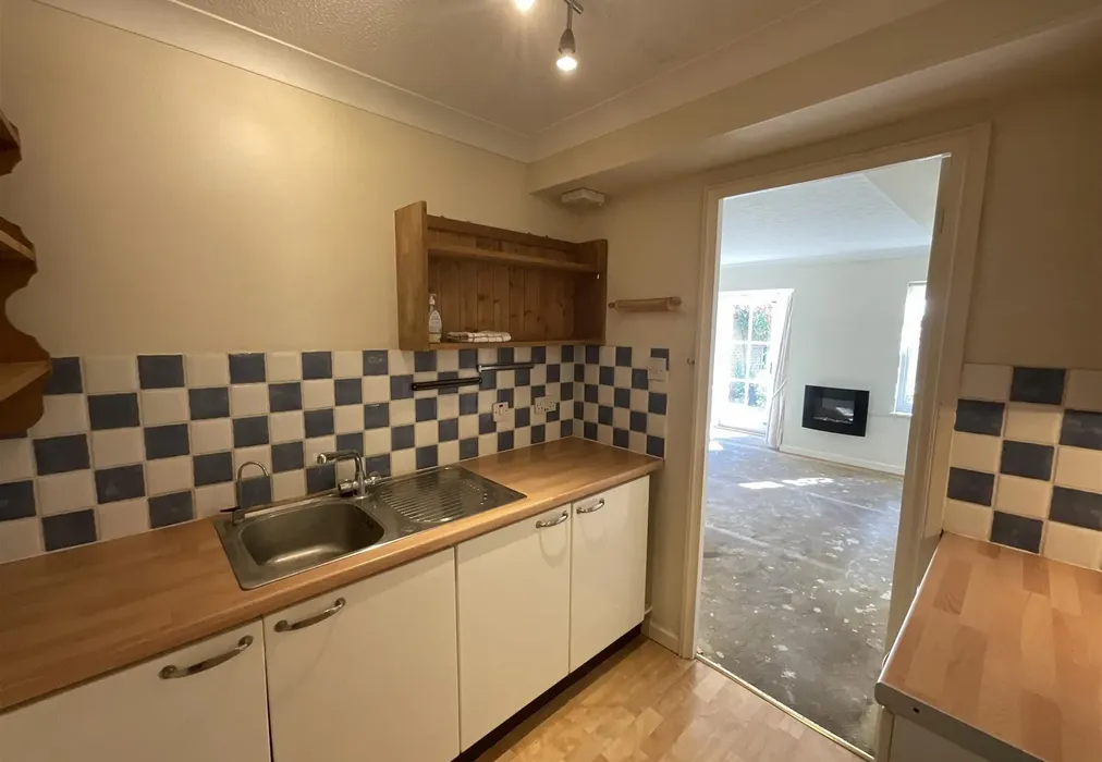 Kitchen - St. Radigund's Street, Canterbury, Kent - Wards of Kent