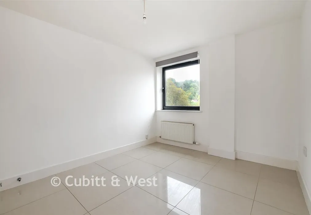 Bedroom 2 - Croydon Road, Caterham, Surrey - Wards of Kent