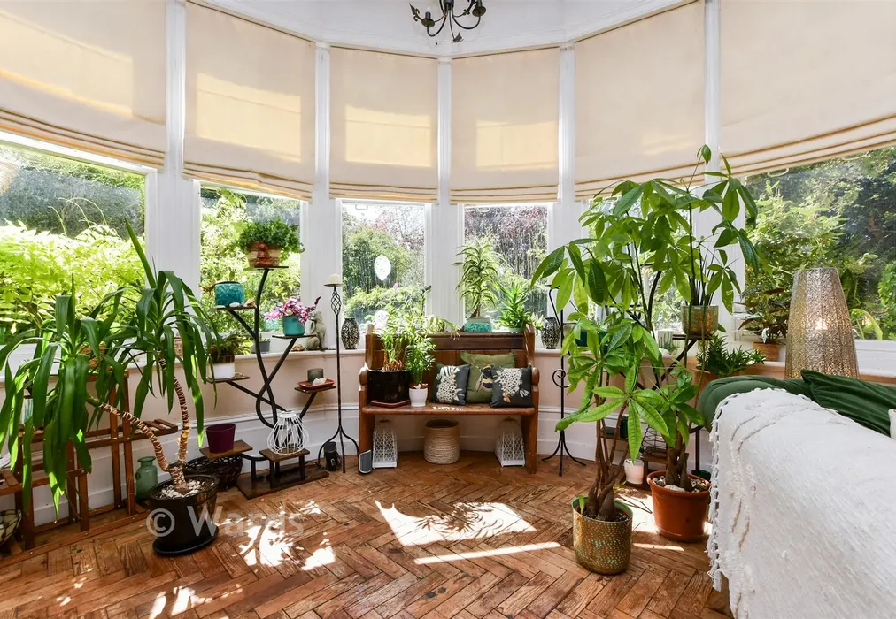 Internal Lifestyle Photograph - Manor Road, St Nicholas At Wade, Birchington, Kent - Wards of Kent
