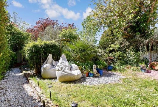 Manor Road, St Nicholas At Wade, Birchington, Kent - Wards of Kent