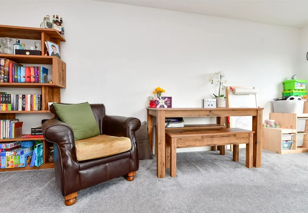 Dining Area - Burrage Road, Redhill, Surrey - Wards of Kent