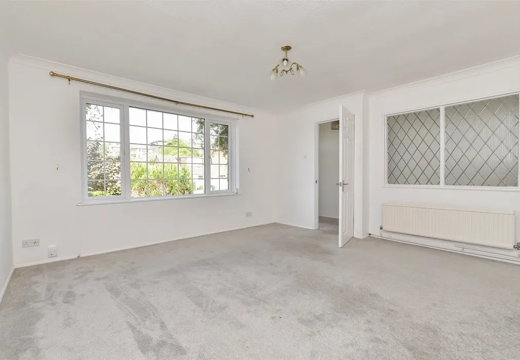 Lounge - Falmer Gardens, Woodingdean, Brighton, East Sussex - Wards of Kent