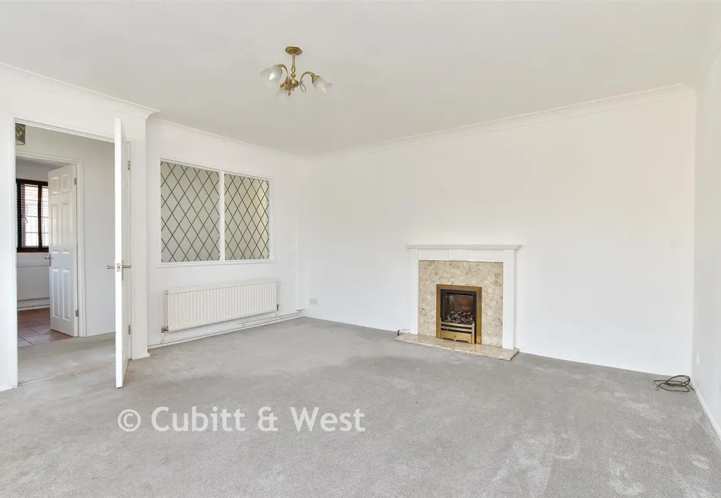 Lounge - Falmer Gardens, Woodingdean, Brighton, East Sussex - Wards of Kent