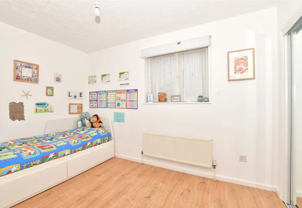 Bedroom 2 - Franklin Way, Croydon, Surrey - Wards of Kent