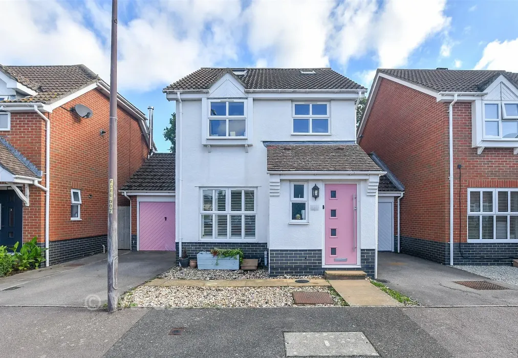 External (Web) - Downs Close, Headcorn, Kent - Wards of Kent