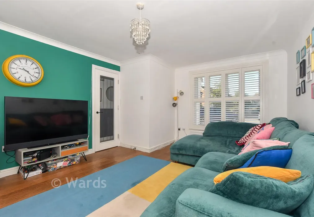 Lounge - Downs Close, Headcorn, Kent - Wards of Kent
