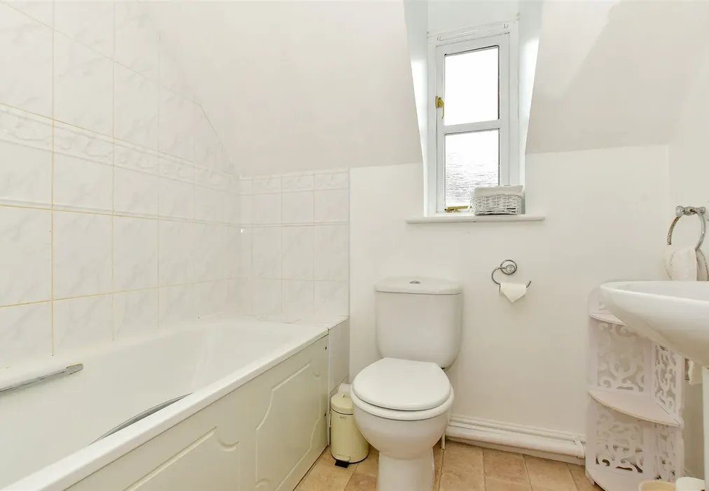 Bathroom - Bartletts Close, Newchurch, Sandown, Isle of Wight - Wards of Kent