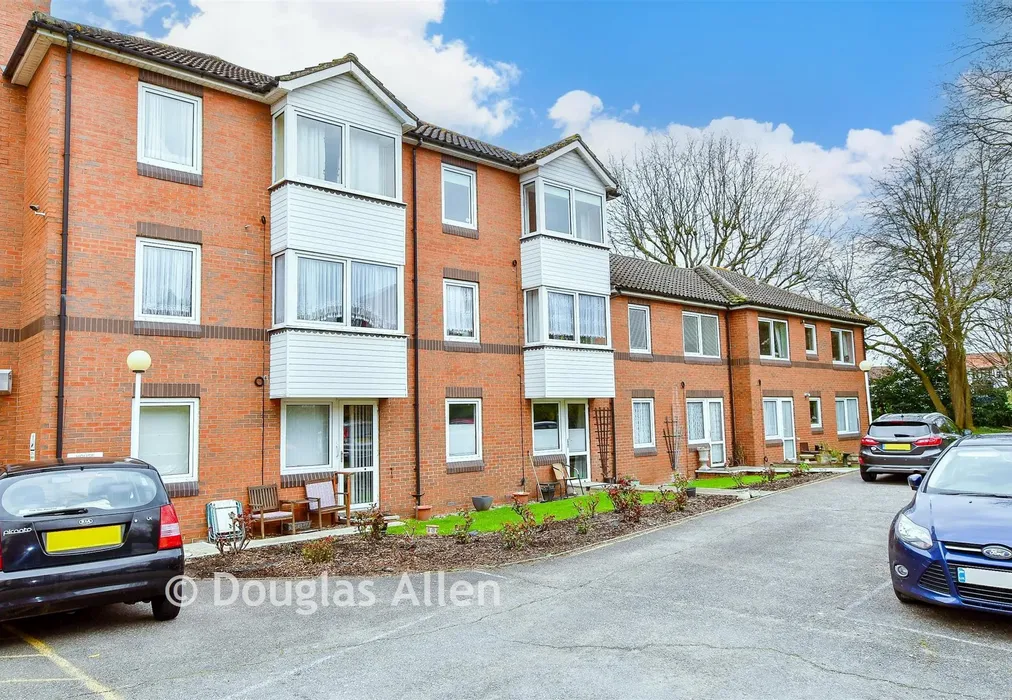 External Web - Fentiman Way, Hornchurch, Essex - Wards of Kent