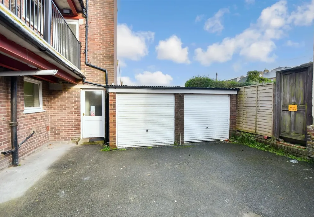Garage - Folkestone Road, Dover, Kent - Wards of Kent