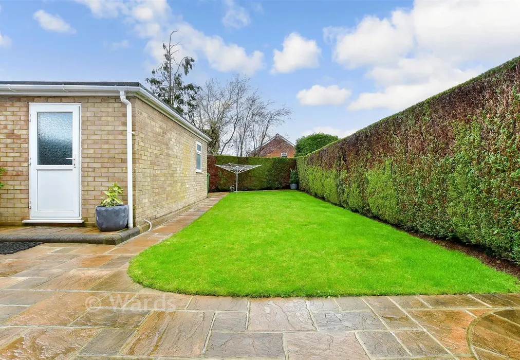Rear Garden - Iden Crescent, Staplehurst, Tonbridge, Kent - Wards of Kent