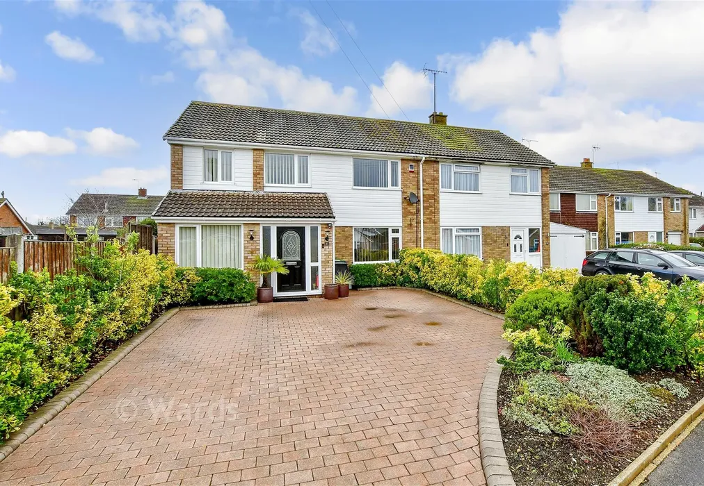 External (Brochure) - Iden Crescent, Staplehurst, Tonbridge, Kent - Wards of Kent