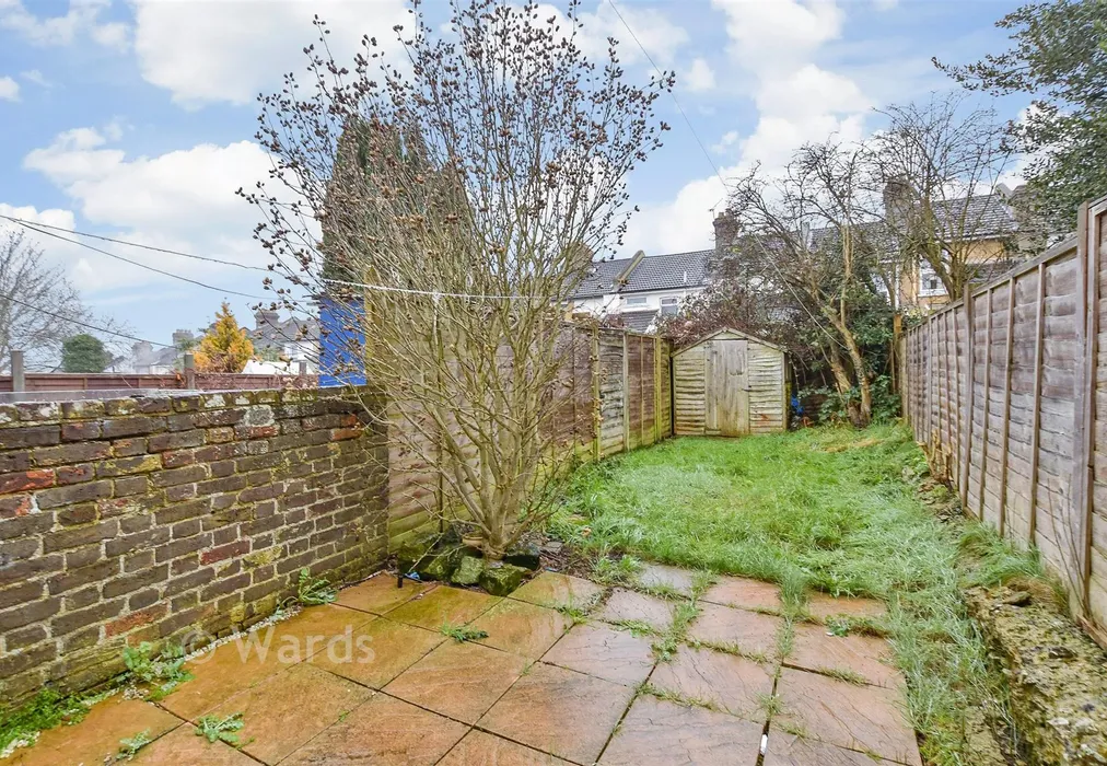 Rear Garden - Dover Street, Barming, Maidstone, Kent - Wards of Kent