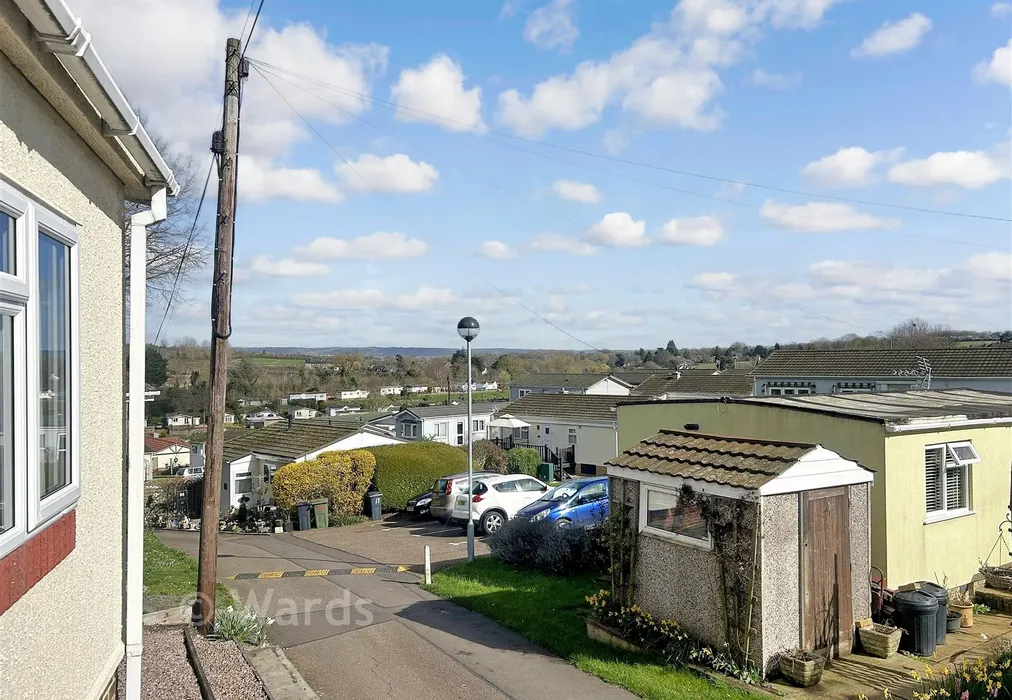 Surrounding Area - Lower Road, East Farleigh, Maidstone, Kent - Wards of Kent