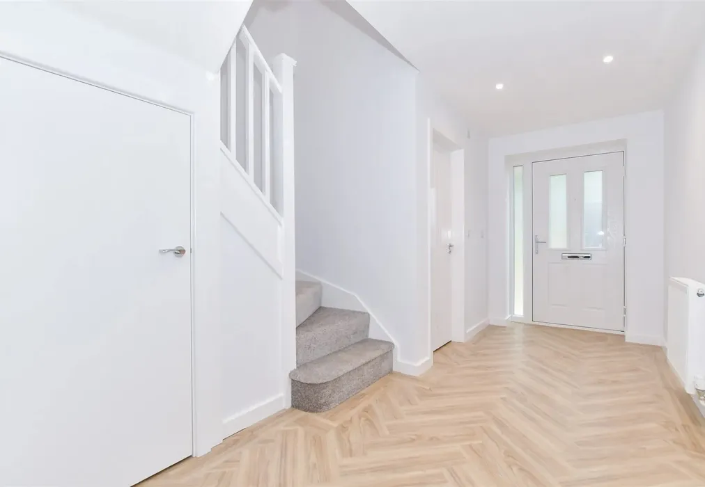 Hallway - School Approach, Teapot Lane, Aylesford, Kent - Wards of Kent