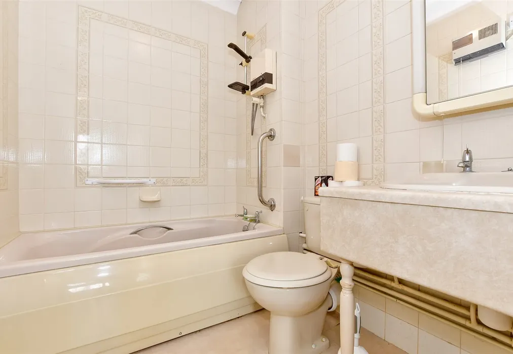 Bathroom - Stilemans, Wickford, Essex - Wards of Kent