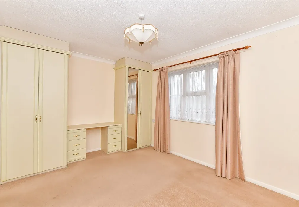Bedroom - Stilemans, Wickford, Essex - Wards of Kent
