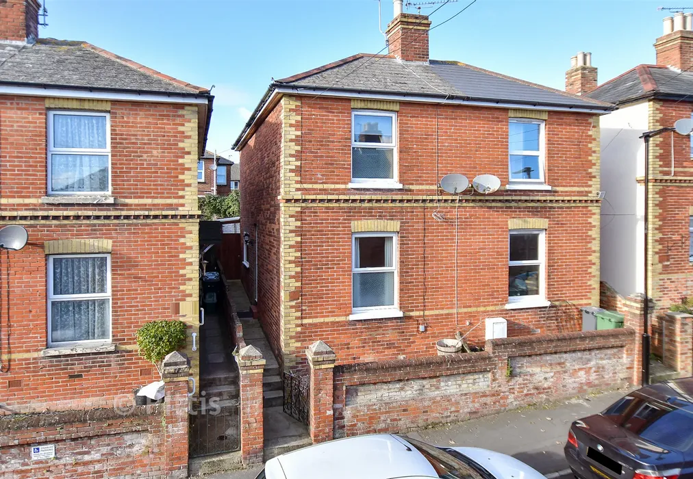 Front Web 1 - Daniel Street, Ryde, Isle of Wight - Wards of Kent