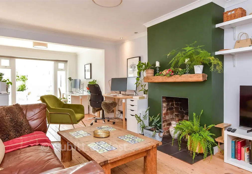 Lounge - Donnington Road, Woodingdean, Brighton, East Sussex - Wards of Kent