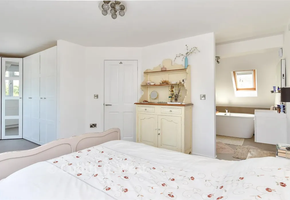 Bedroom 1 - Donnington Road, Woodingdean, Brighton, East Sussex - Wards of Kent