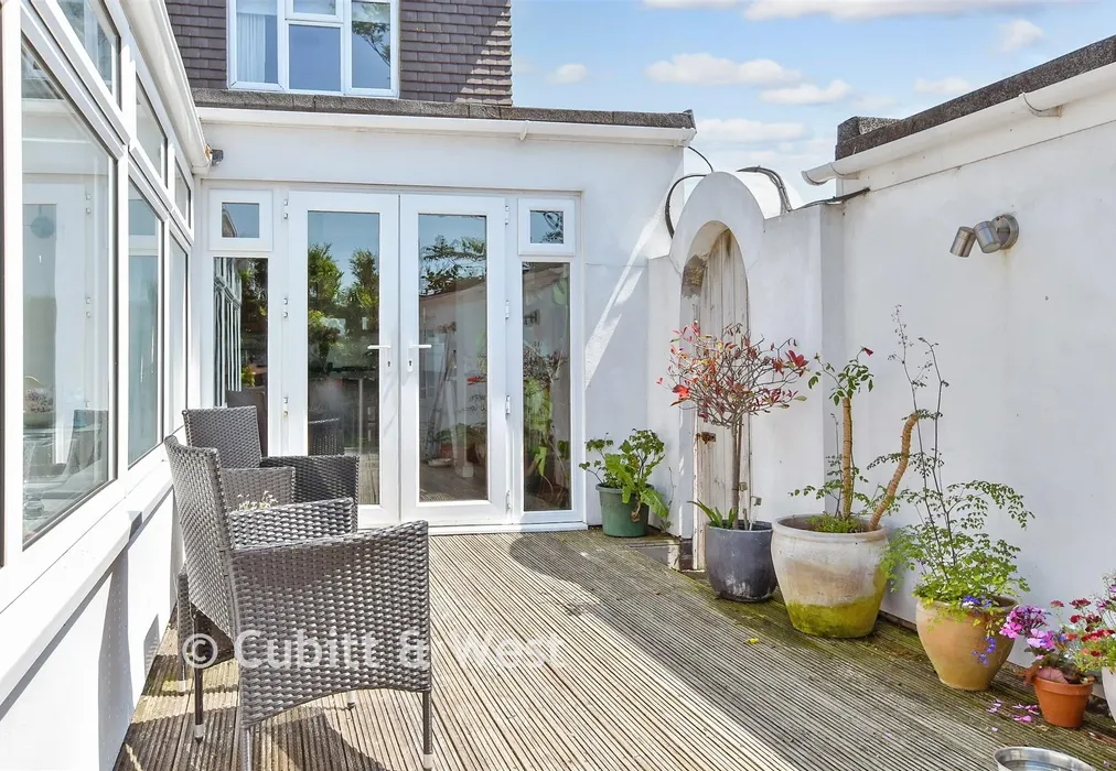 Patio / Decking - Donnington Road, Woodingdean, Brighton, East Sussex - Wards of Kent