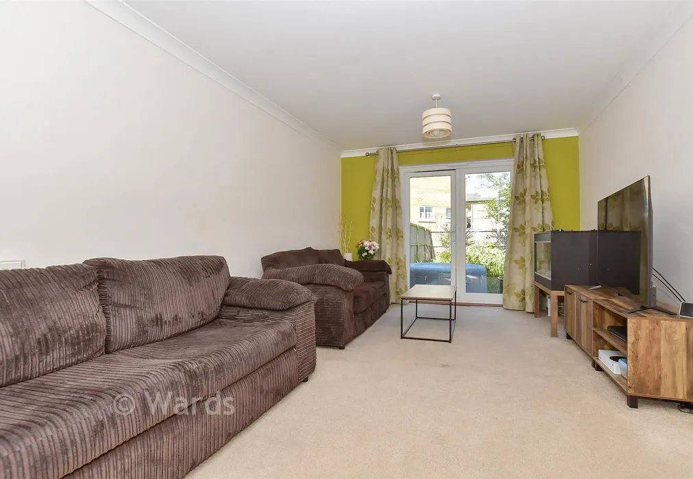 Lounge - Green Close, Whitfield, Dover, Kent - Wards of Kent
