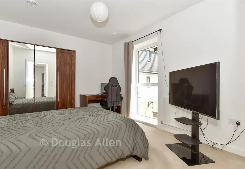Bedroom 1 - Fullerton Avenue, Dagenham, Essex - Wards of Kent