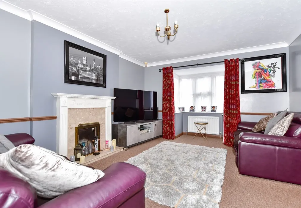 Lounge/Diner - Hawkwood, Maidstone, Kent - Wards of Kent