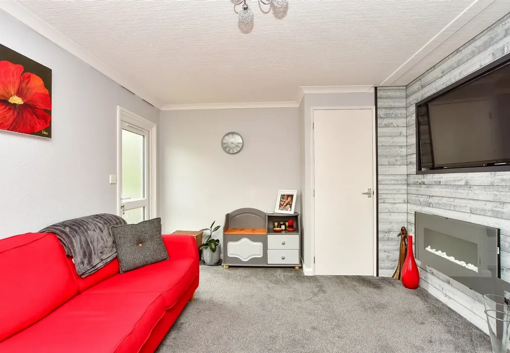 Lounge - Shalloak Road, Broad Oak, Canterbury, Kent - Wards of Kent