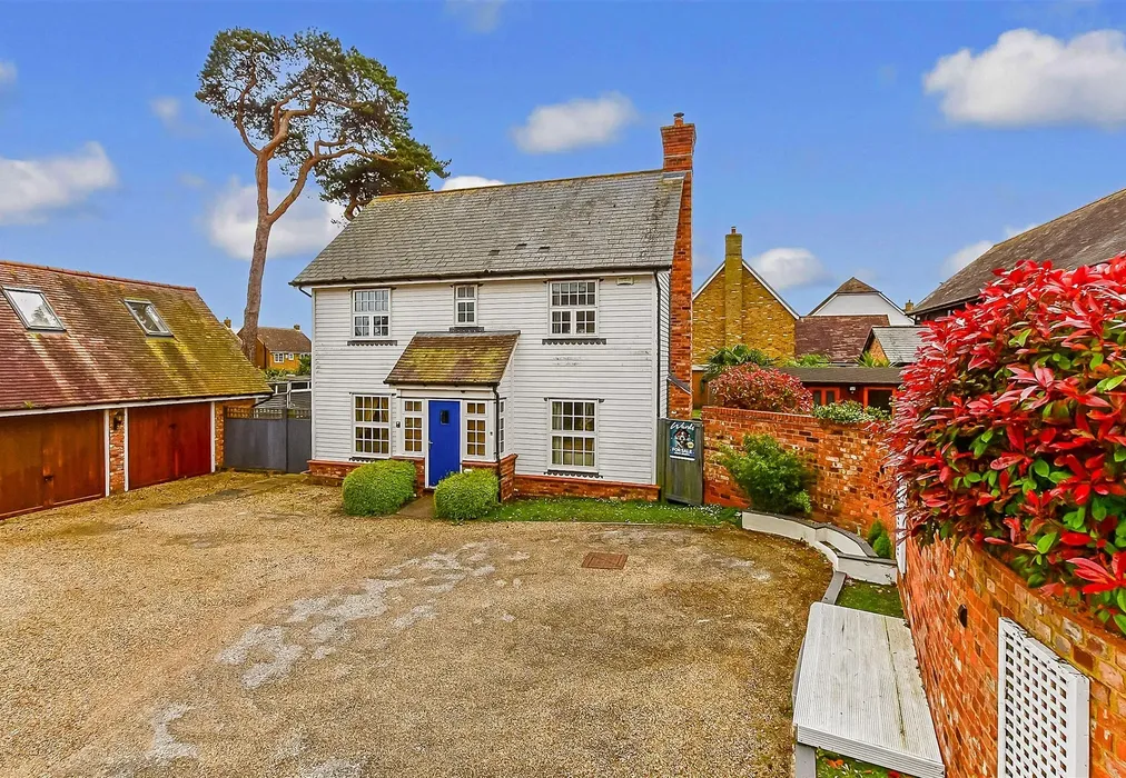 Front Elevation New - Chapman Fields, Cliffsend, Ramsgate, Kent - Wards of Kent