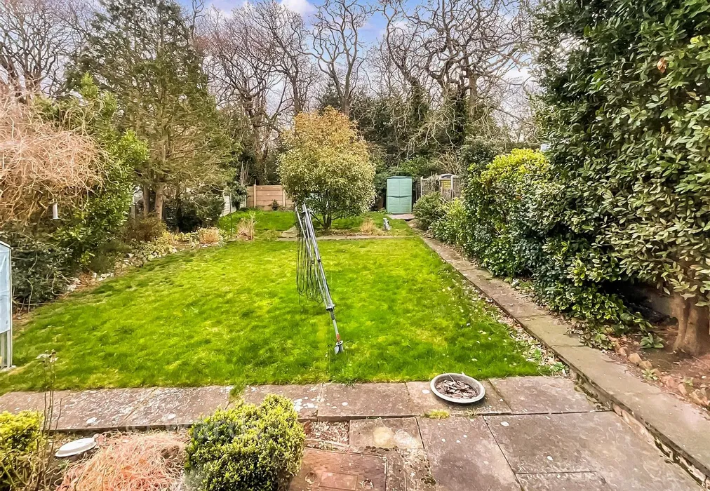 Rear Garden - Oakdene Avenue, Erith, Kent - Wards of Kent