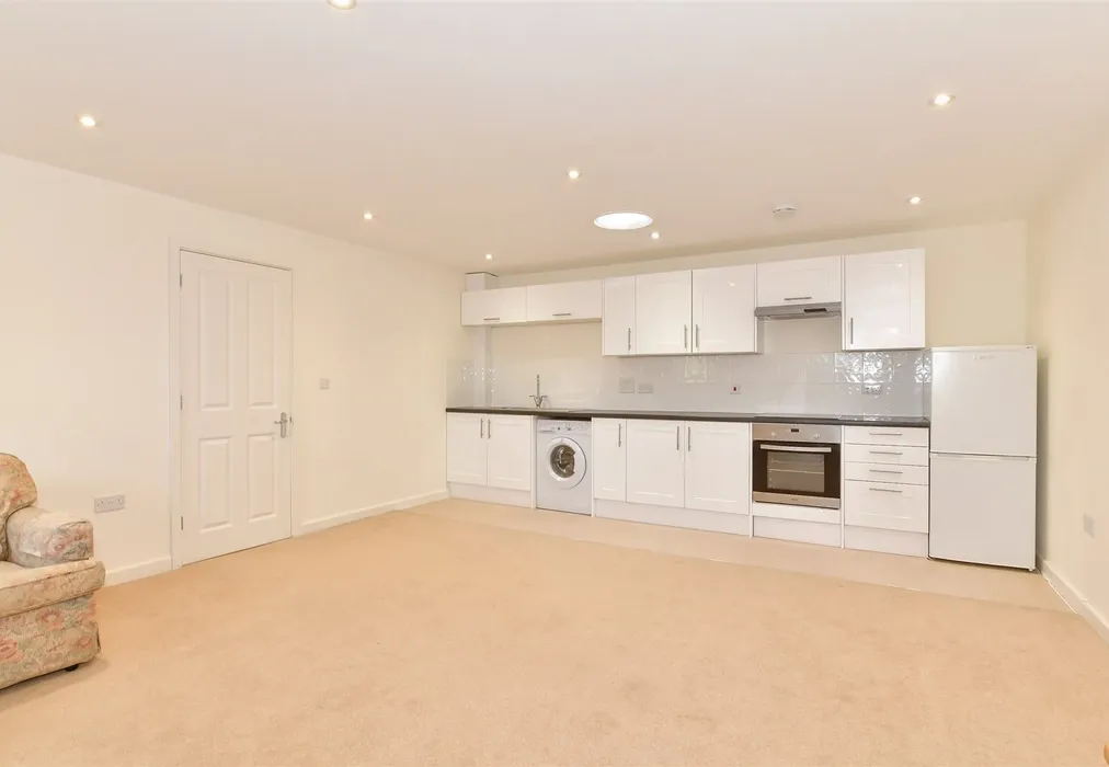 Lounge/Kitchen/Diner - High Street, Snodland, Kent - Wards of Kent