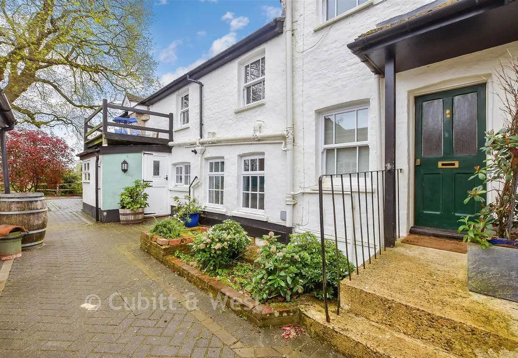Rear Garden - Phoenix Lane, Ashurst Wood, West Sussex - Wards of Kent