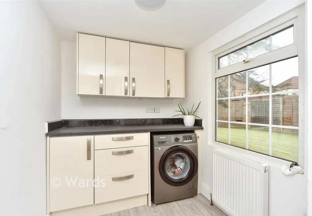 Utility Room - Orchard Road, Welling, Kent - Wards of Kent