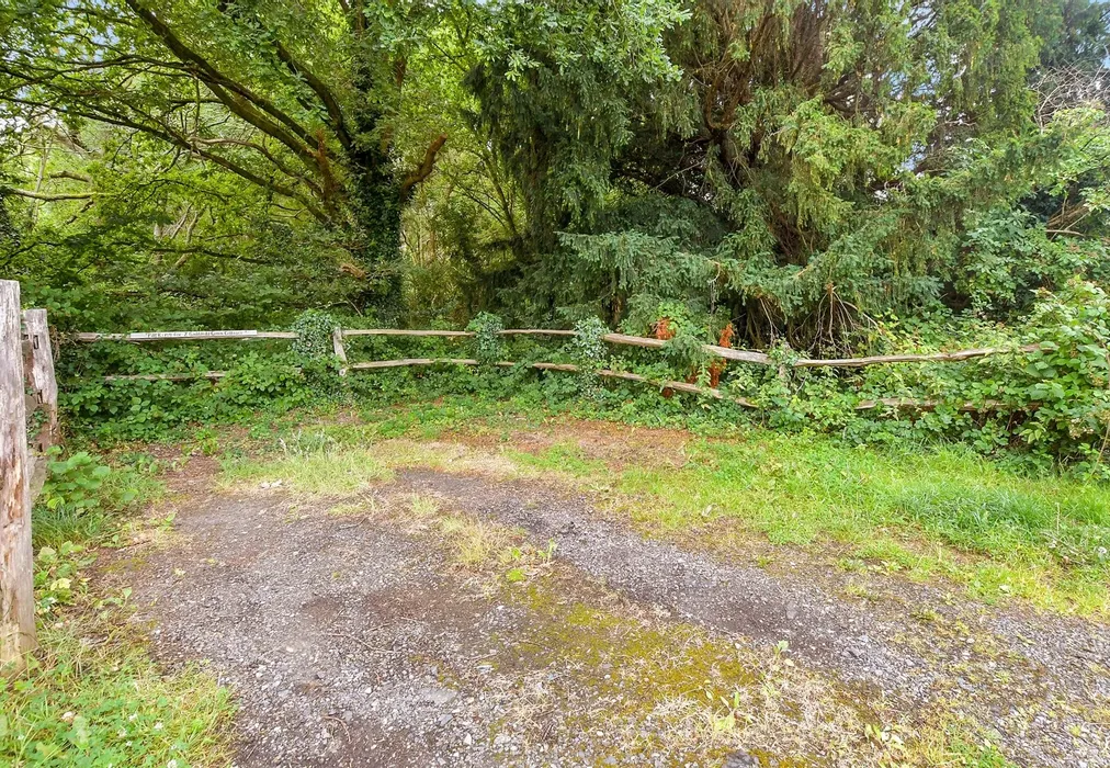 Driveway/Parking - Goddards Green Road, Benenden, Cranbrook, Kent - Wards of Kent